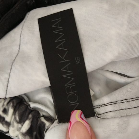 NWOT! Norma Kamali size XS - Picture 8 of 10